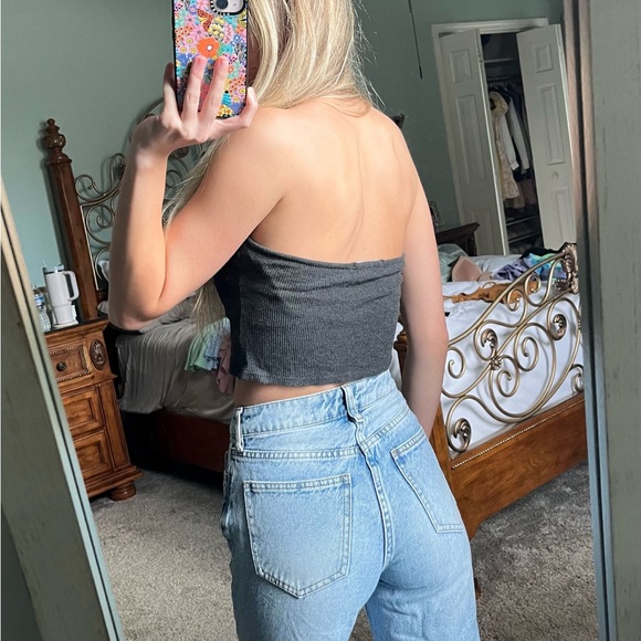 Kendall & Kylie Grey Strappy Halter Crop Top Size XS - Picture 3 of 9